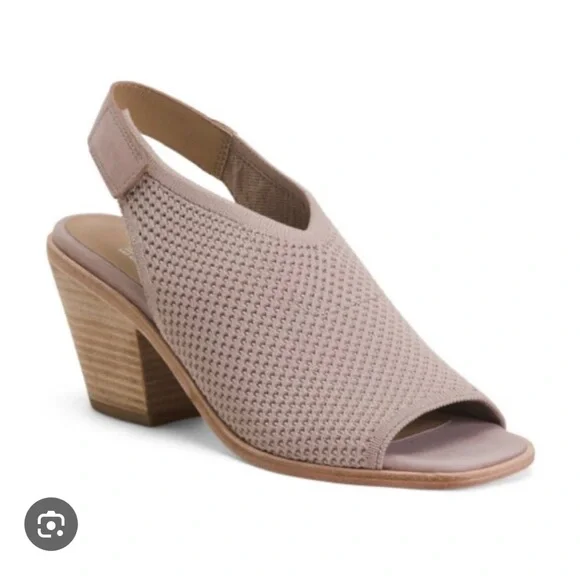 Eileen Fisher Blush Suede Avil Stretch Heels Sz 9 NIB - Picture 2 of 4